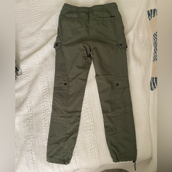 green cargo pants - Picture 4 of 4